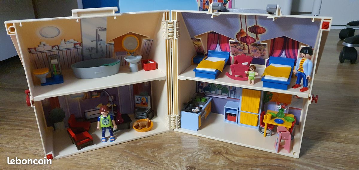 Maison Playmobil complète dans sa boîte d’origine (image 1)