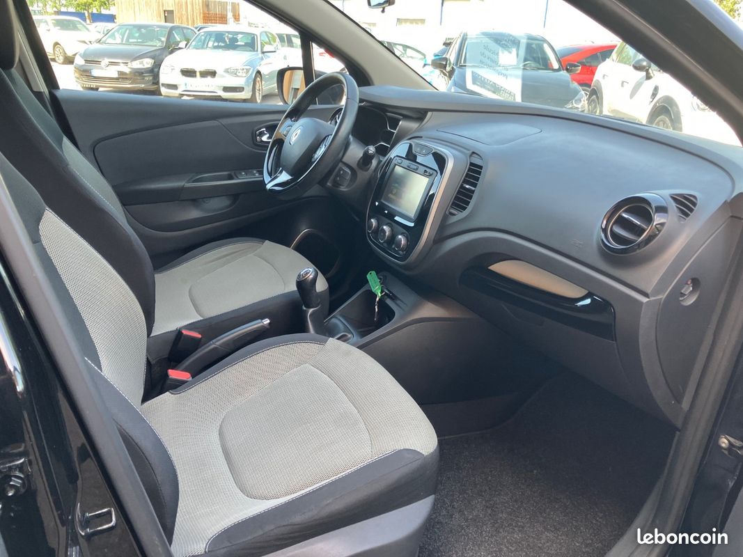 RENAULT CAPTUR BUSINESS dCi 90 Energy eco² Business E6 (image 9)