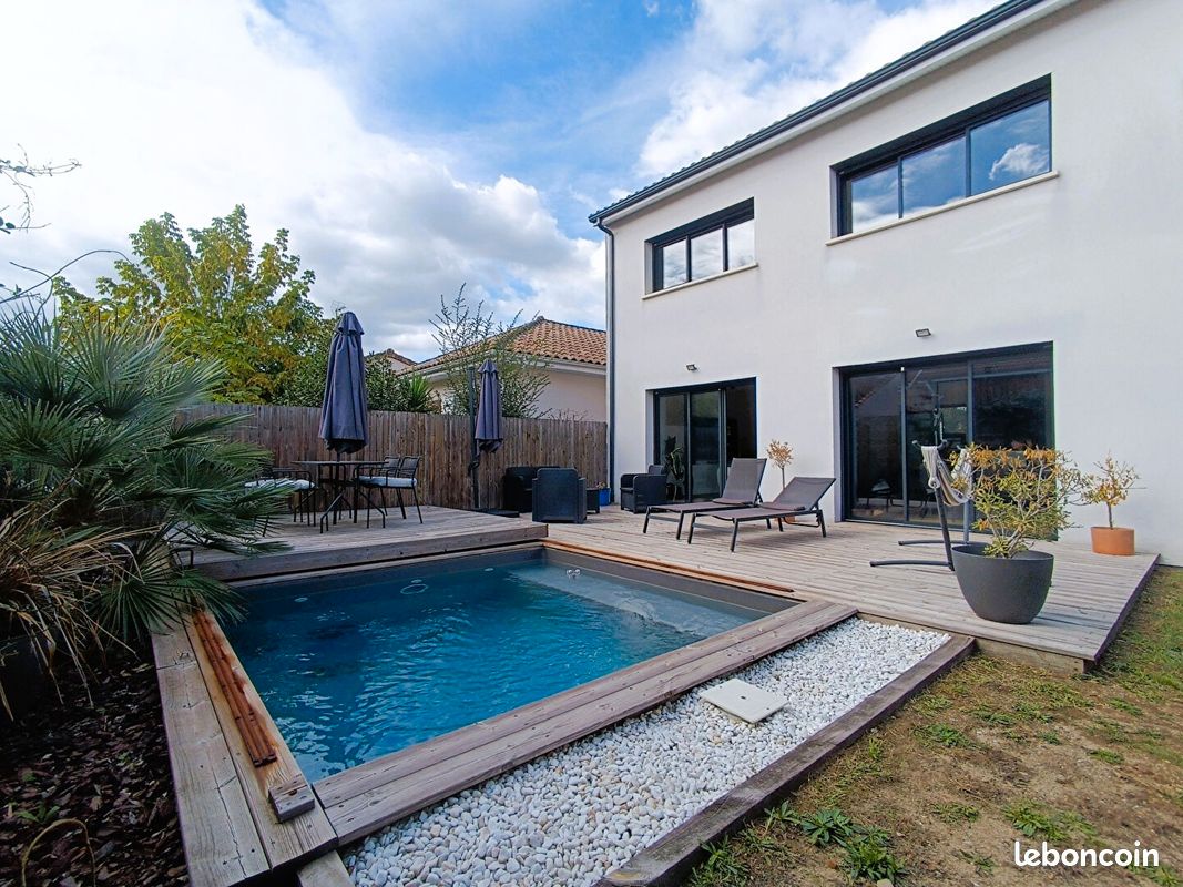Maison 5 pièces 111 m² · à Villenave-d'Ornon · 111 m² · 525 000 €