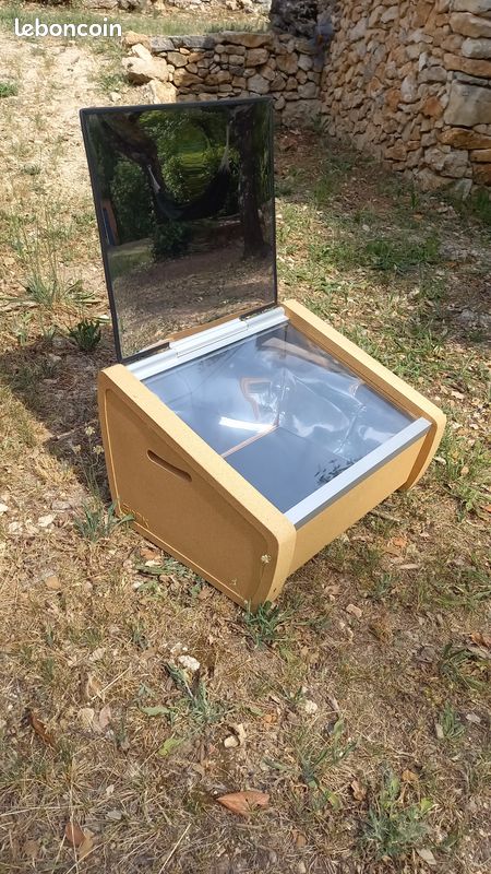 Four Solaire SunTaste 200 - Portable 250W - 140°C - 4 Personnes - Cuisson Vapeur/Rôtissage - Liège 100% Bio-Dégradable - Toute Saison