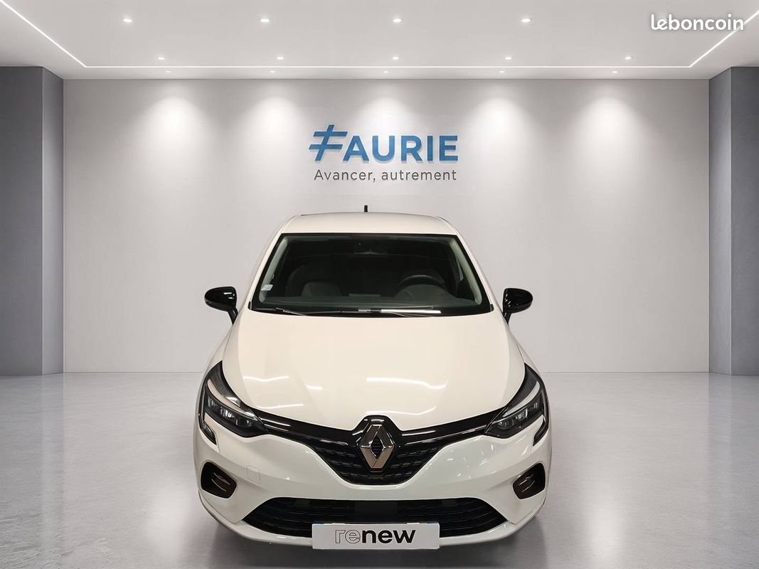 RENAULT Clio E-Tech full hybrid 145 Evolution (image 2)
