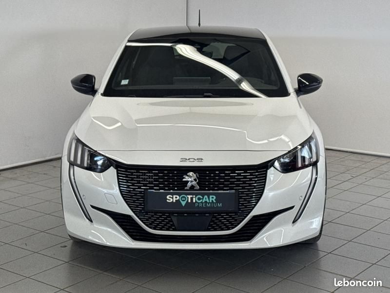 Peugeot 208 1.2 PureTech 100ch S&S GT Line (image 2)