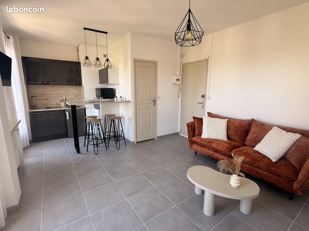 Appartement 2 pièces 30 m² · à Nîmes · 30 m² · 700 €