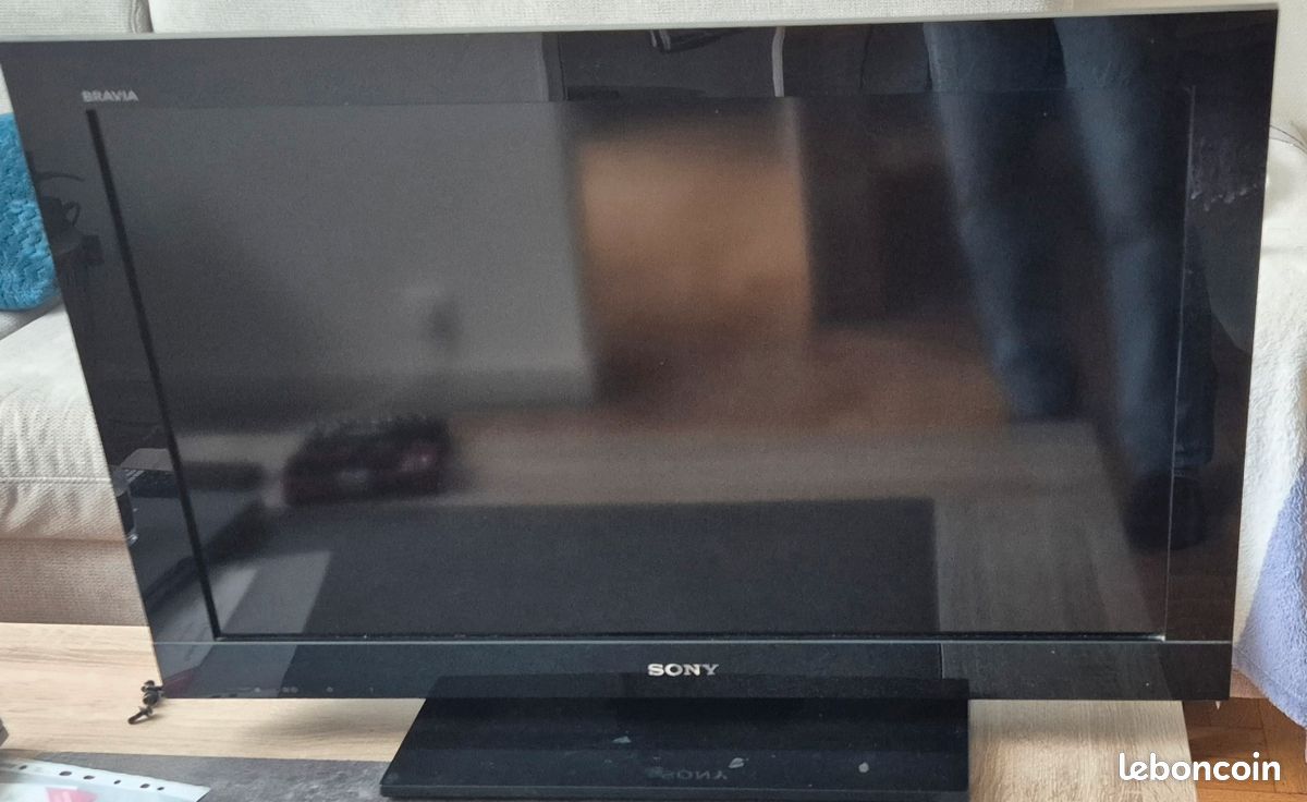 Tv Sony Bravia 80cm (image 1)