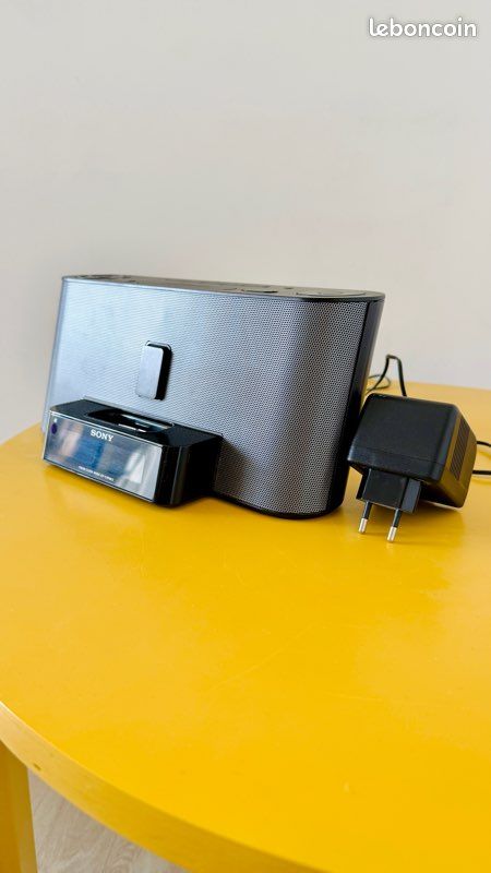 Sony Dream Machine W / Ipod / Horloge / Radio / Réveil (image 1)