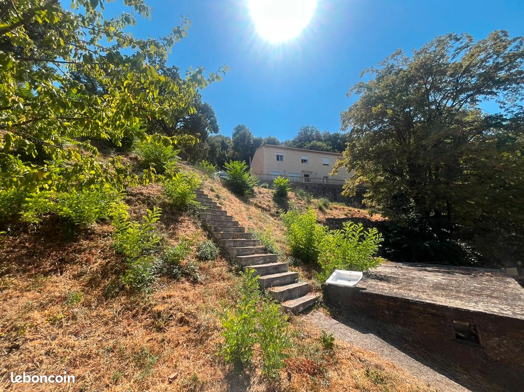 Maison 7 pièces 169 m² · à Alès · 169 m² · 380 000 €