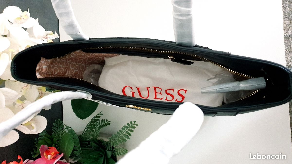 Sac Guess noir (image 4)