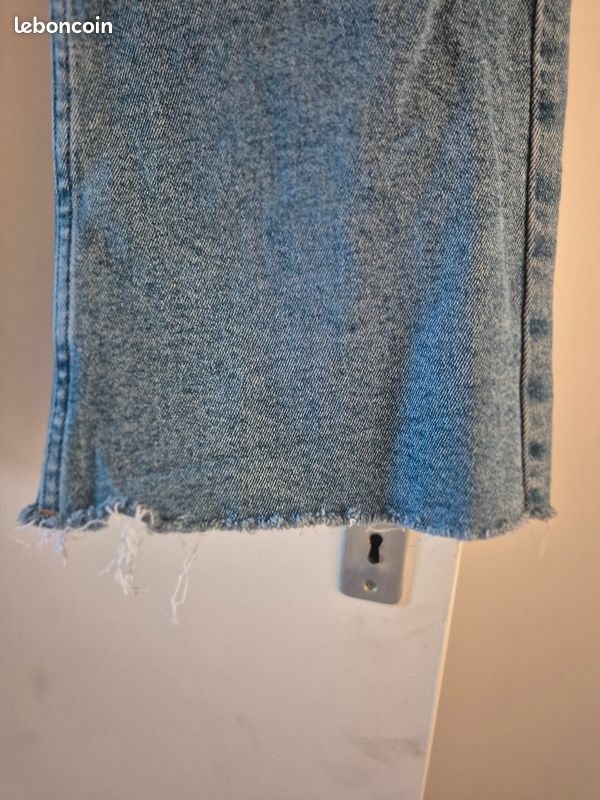 Jean Zara bleu évasé / flare - Poches plaquées - Taille 38 (image 4)