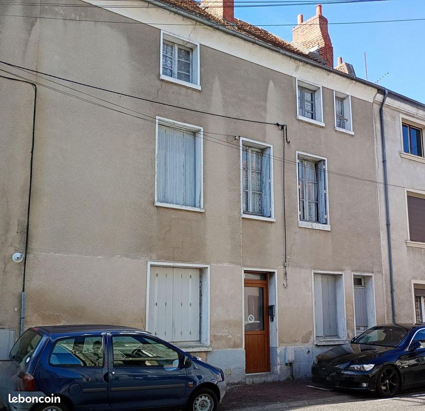 Maison 7 pièces 138 m² · à Châtellerault · 138 m² · 69 800 €