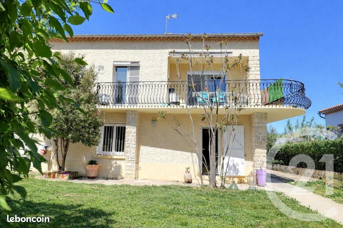 Maison 6 pièces 154 m² · à Carpentras · 154 m² · 325 000 €