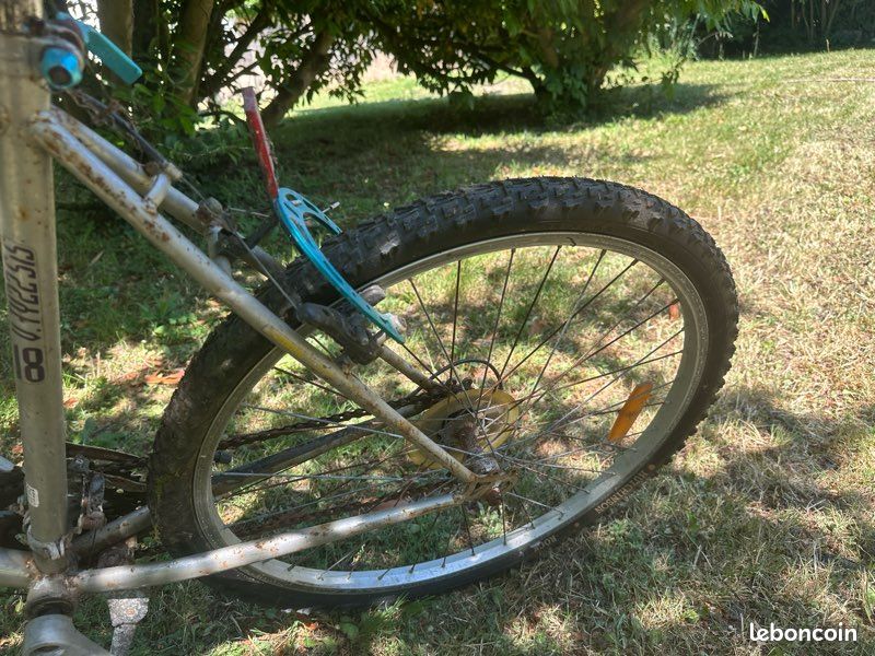 Vélo mountain bike (image 4)