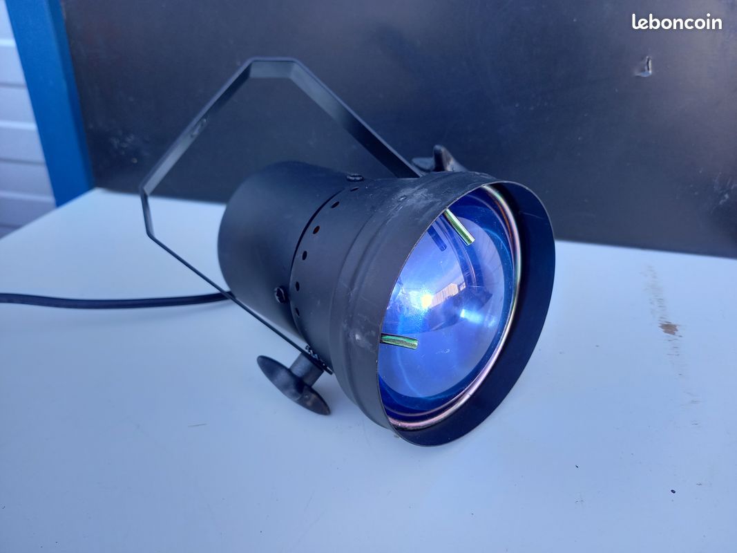 Lots de 9 Projecteurs PAR 36 complet avec lampes (image 3)