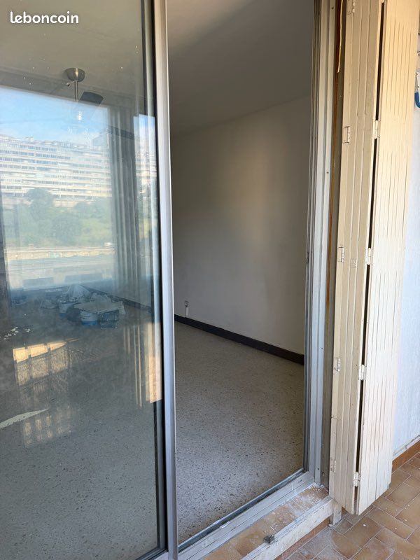 Appartement 4 pièces 92 m² · à Nîmes · 92 m² · 60 000 €