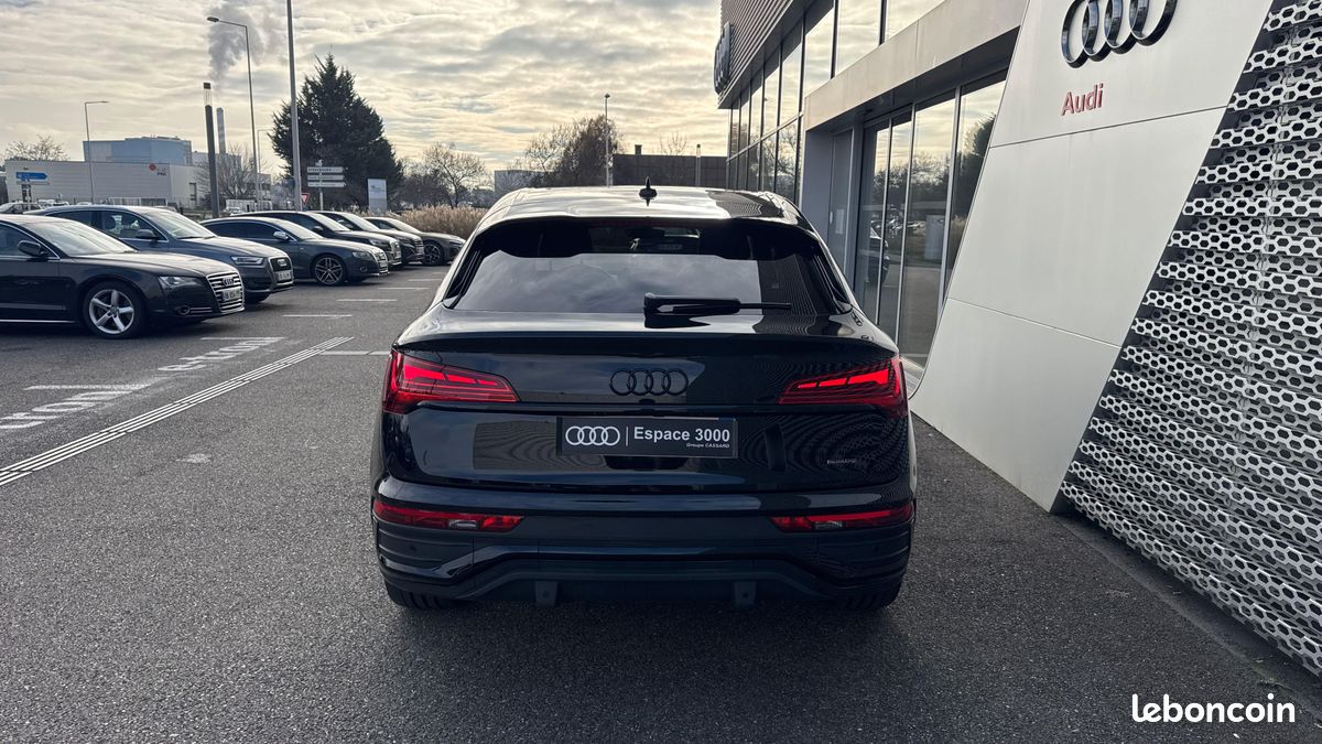 AUDI Q5 Sportback 50 TFSIe 299 S tronic 7 Quattro S line (image 5)