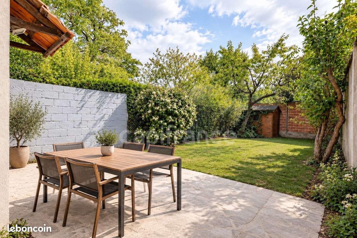 Maison 7 pièces 133 m² · à Versailles · 133 m² · 698 000 €