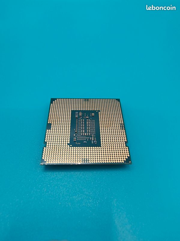 Processeur i3-10100 avec ventirad intel (image 3)