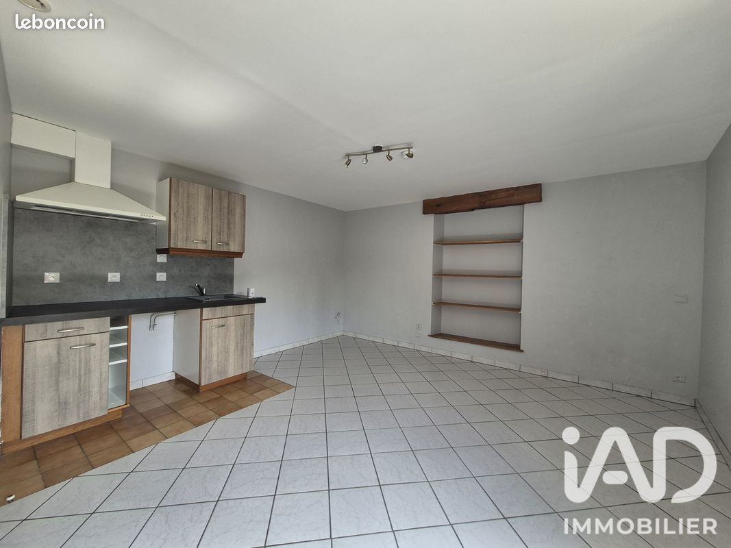 Appartement 1 pièce 25 m² · à Mouzon · 25 m² · 320 €/mois