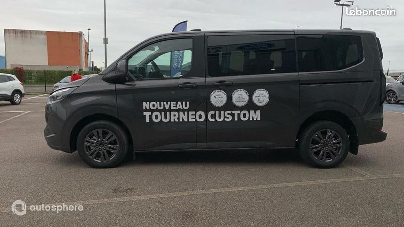 Ford Tourneo Custom 340 L1H1 2.5 Duratec 232ch Hybride rechargeable Titanium CVT (image 8)