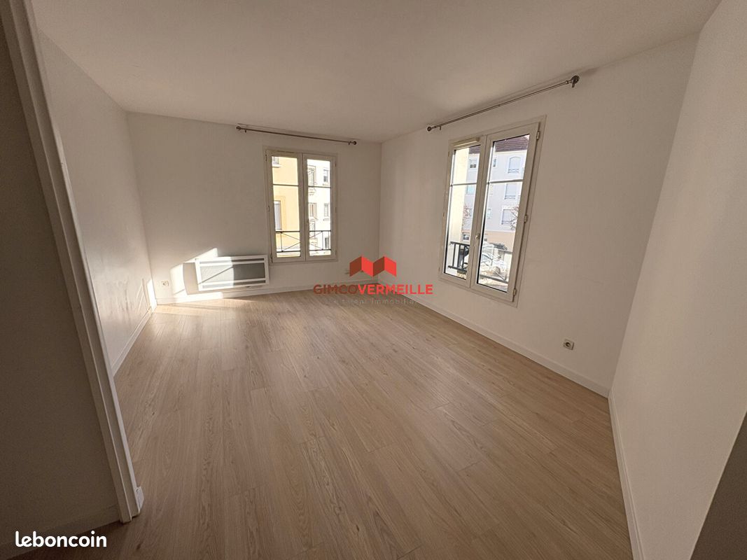 Appartement 2 pièces 42 m² · à Voisins-le-Bretonneux · 42 m² · 212 000 €