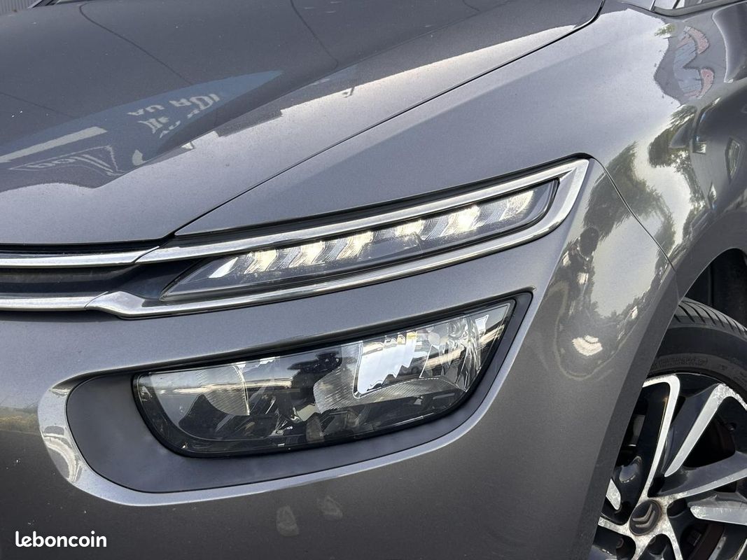 CITROEN C4 SPACETOURER 1.5 BlueHDi 130 Feel avec Caméra, GPS et Carte mains libres (image 3)