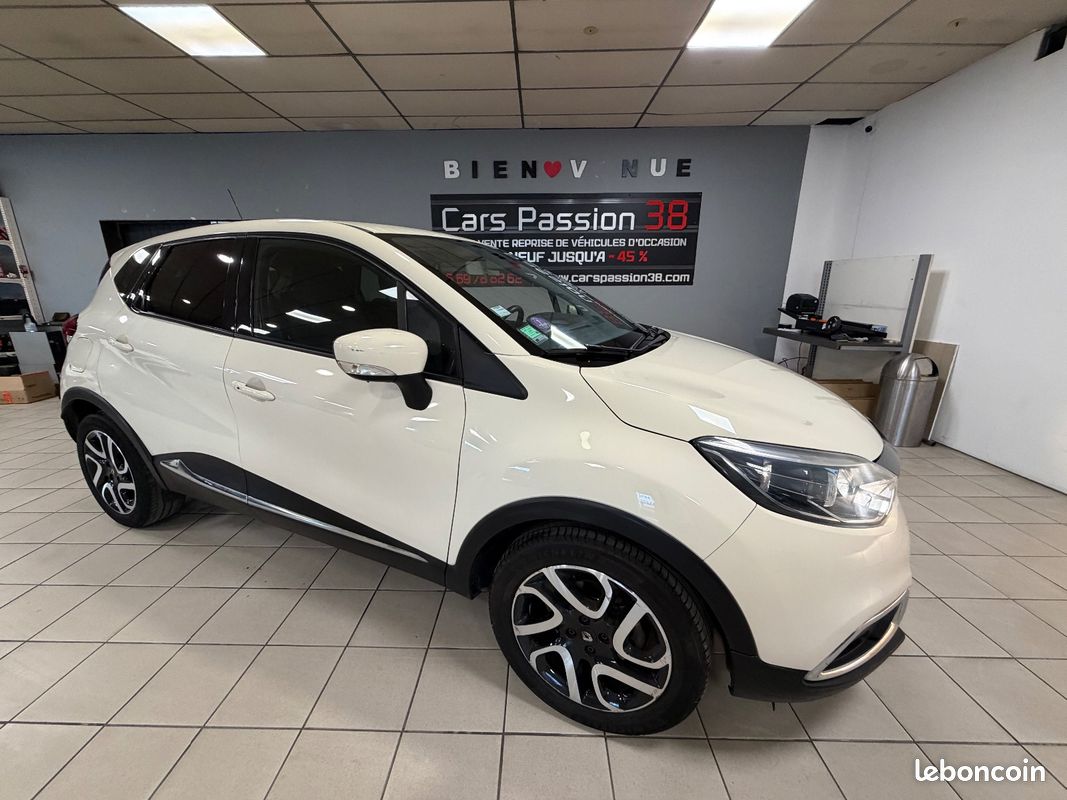 RENAULT CAPTUR TCe 120 Intens EDC (image 1)
