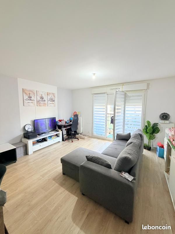 Appartement 3 pièces 63 m² · à Le Blanc-Mesnil · 63 m² · 254 000 €