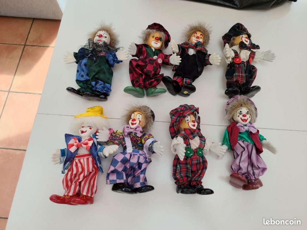 Lots de petits clowns en porcelaine (image 1)