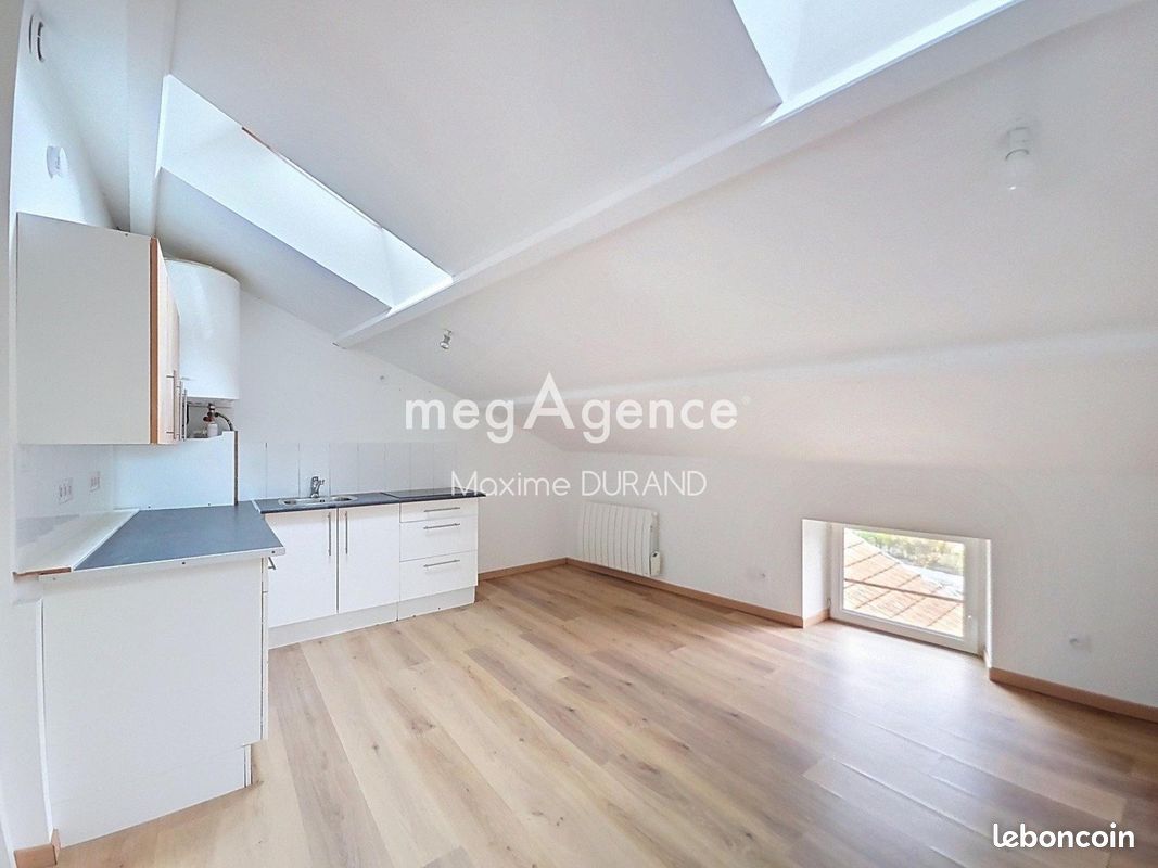 Immeuble 140 m² · à Cholet · 140 m² · 429 000 €