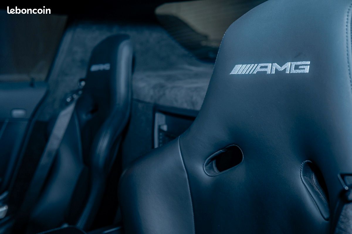 Mercedes-Benz SLS AMG 571ch (image 20)