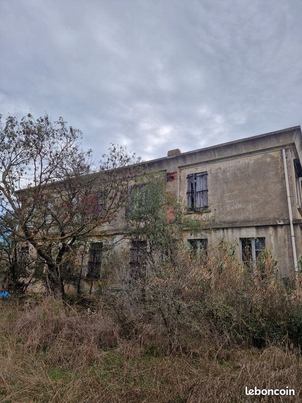 Maison 5 pièces 130 m² · à Sallèles-d'Aude · 130 m² · 240 000 €
