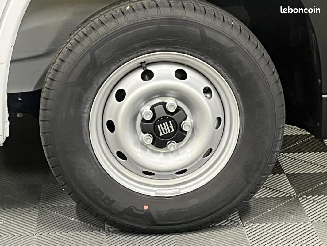 Fiat Ducato Fourgon 3.3 L2H2 2.2 - 140cv S&S III / caméra de recul roue secours 23983 H (image 16)