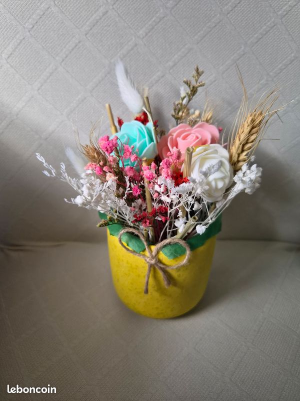 Composition florale artisanale – douceur & élégance (image 2)