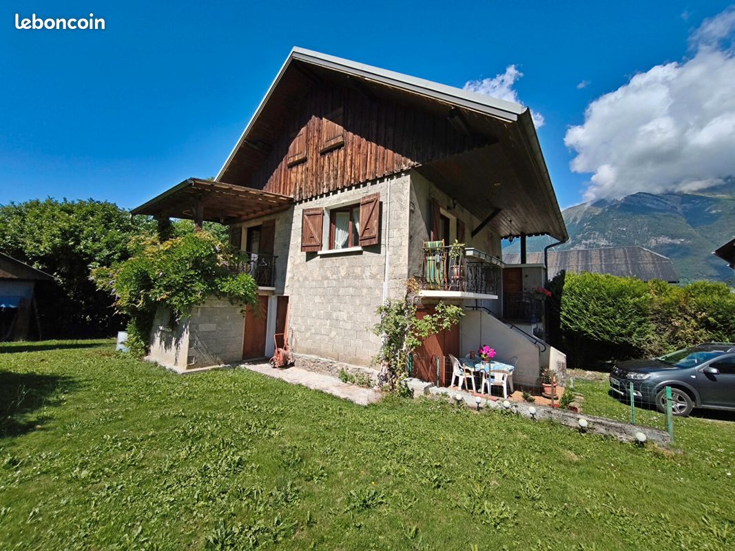 Maison 4 pièces 83 m² · à Sainte-Hélène-sur-Isère · 83 m² · 238 000 €