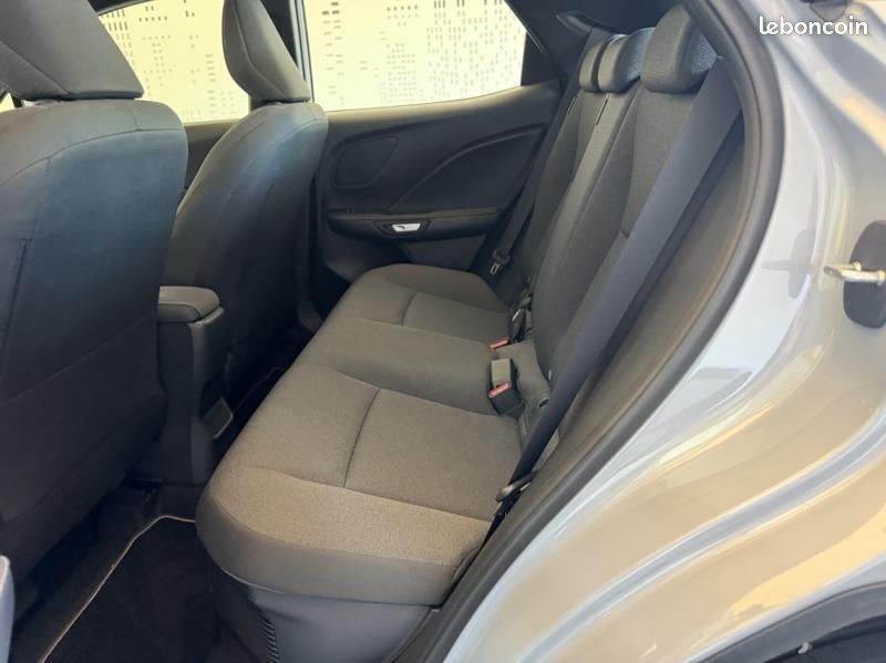 Lexus LBX 1.5 136ch 2WD (image 17)