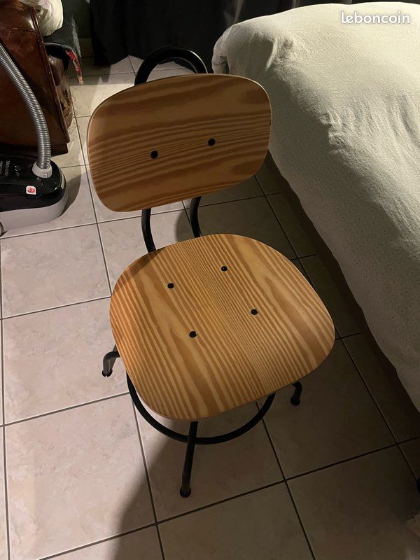 Chaise style industriel (image 2)