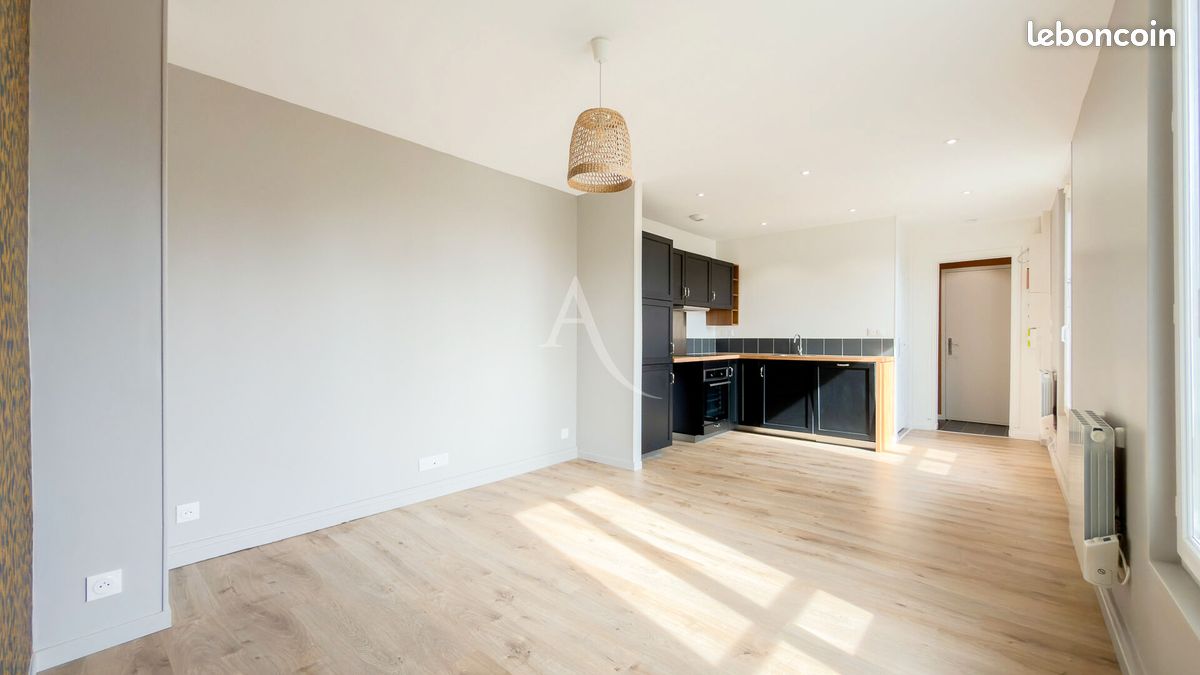 Appartement 2 pièces 37 m² · à Brunoy · 37 m² · 890 €/mois