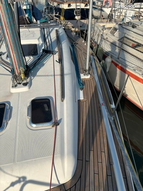 Dufour 34 Performance (image 15)