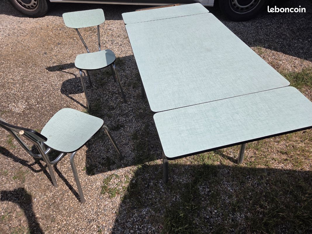 Table et 2 chaises formica (image 1)