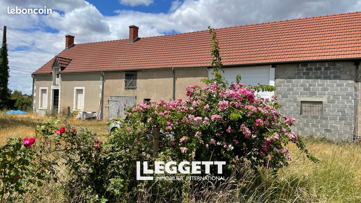 Maison 4 pièces 110 m² · à Saint-Hilaire-en-Lignières · 110 m² · 77 000 €