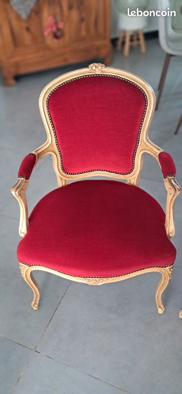 Paire de fauteuil cabriolet style louis XV (image 1)