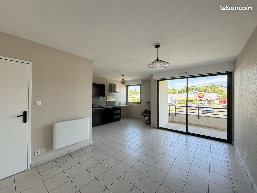 Appartement 2 pièces 45 m² · à Onet-le-Château · 45 m² · 530 €/mois