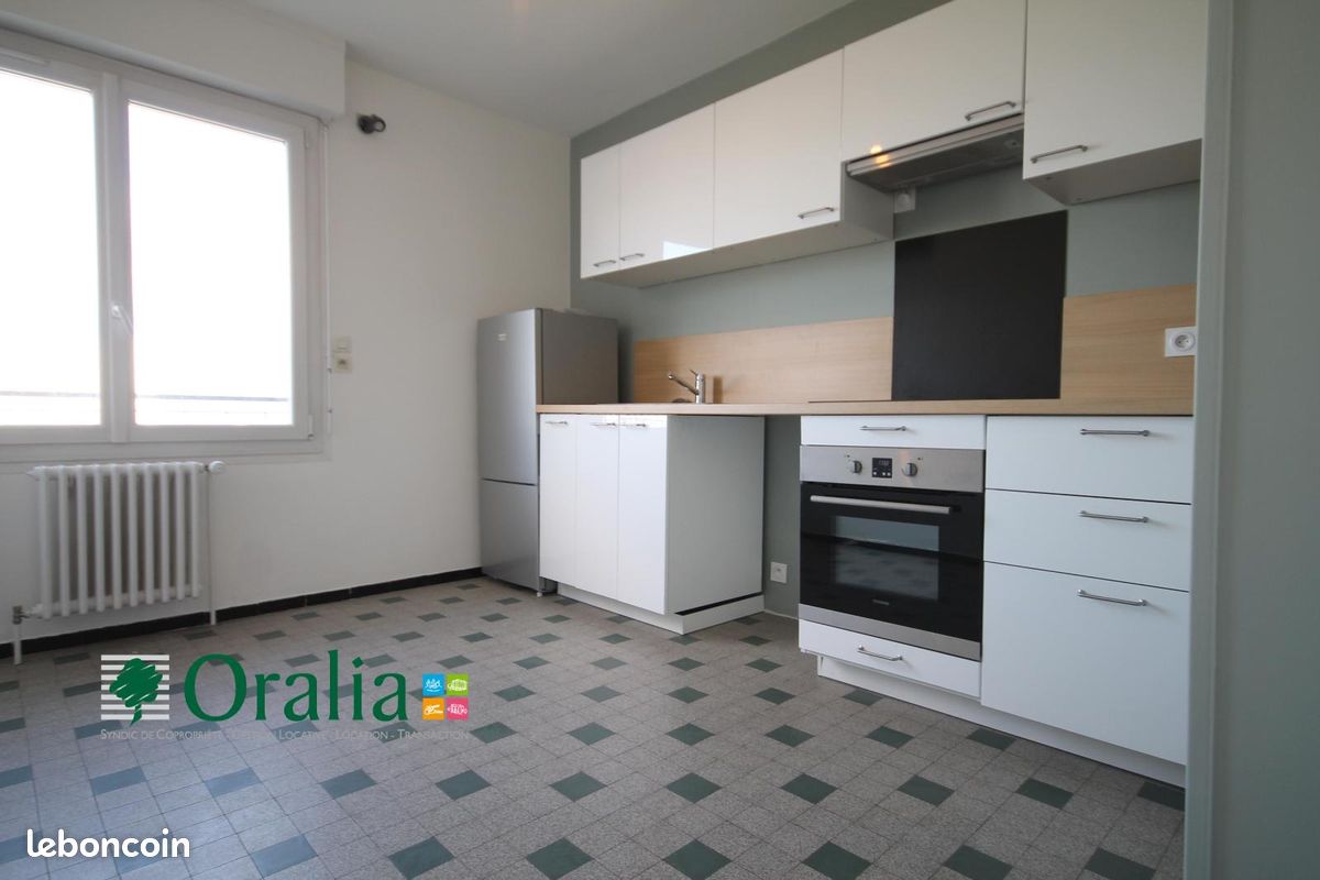 Appartement 1 pièce 39 m² · à Grenoble · 39 m² · 615 €