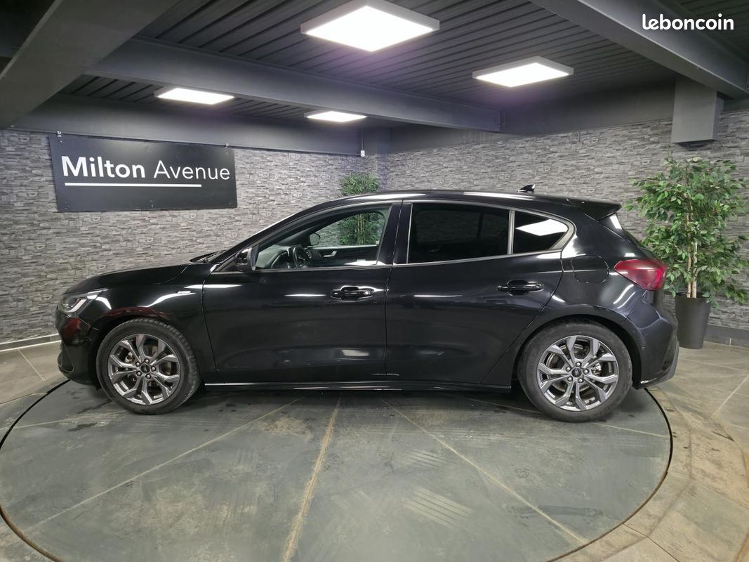 FORD FOCUS 1.0 EcoBoost mHEV - 155 - BV PowerShift ST Line (image 2)
