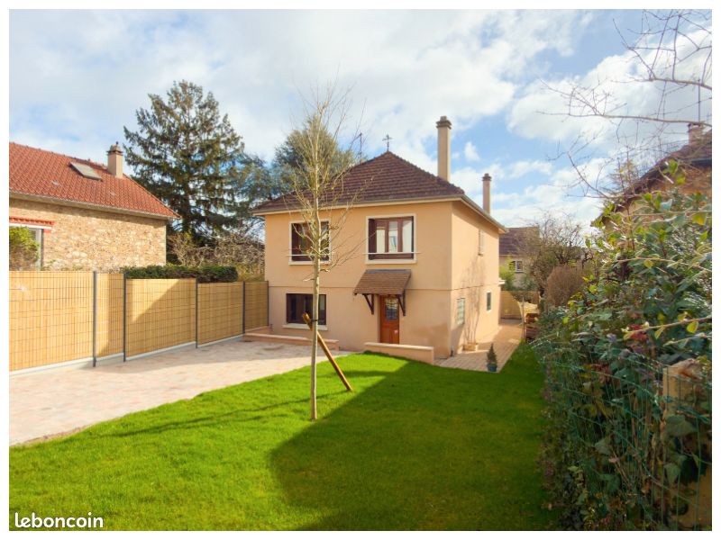 Maison 6 pièces 160 m² · à Fontenay-le-Fleury · 160 m² · 543 000 €