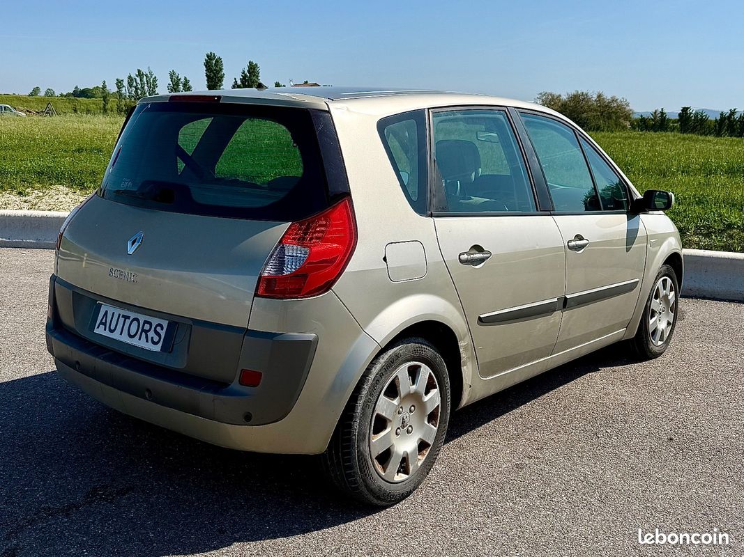 RENAULT SCENIC II 1.9 dCi 130 FAP Exception Proactive A (image 6)