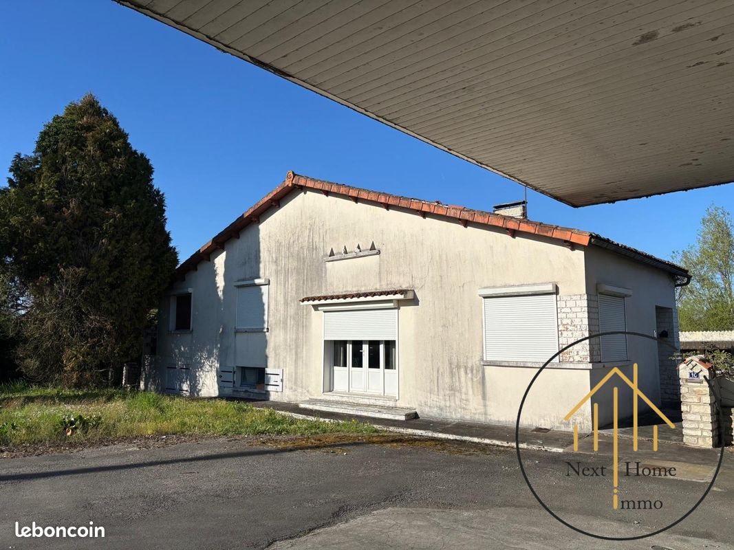 Maison 6 pièces 197 m² · à Aigre · 197 m² · 118 250 €