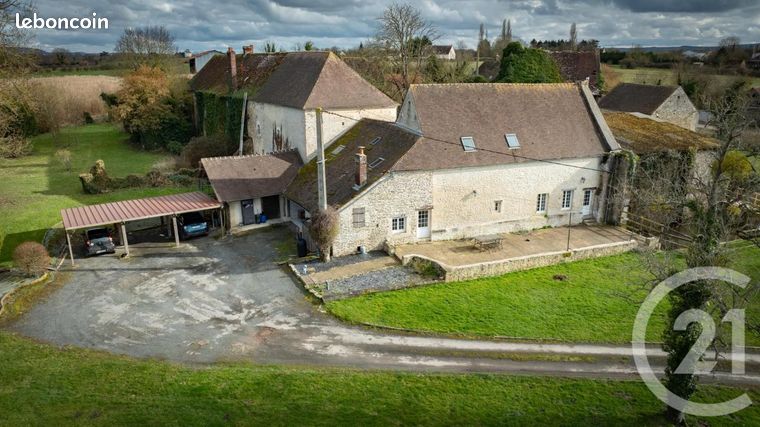 Maison 8 pièces 279 m²