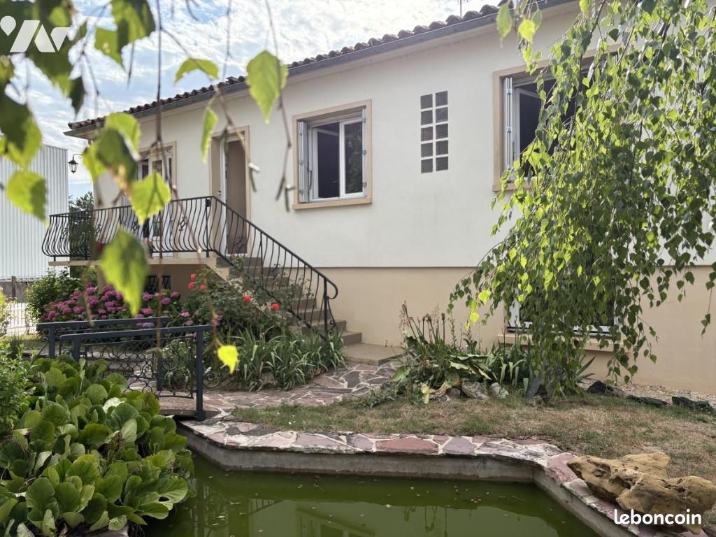 Maison 4 pièces 87 m² · à Fontenay-le-Comte · 87 m² · 189 700 €