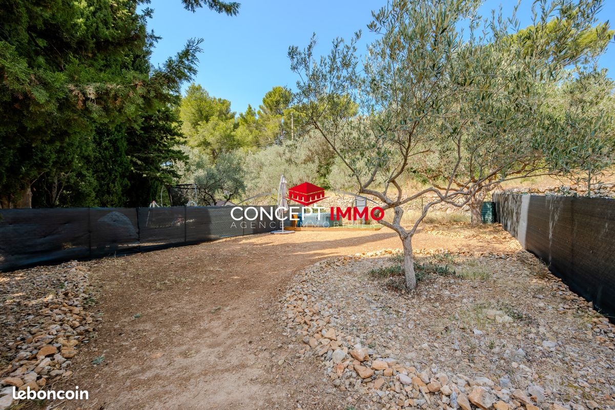 Maison 4 pièces 80 m² · à Le Revest-les-Eaux · 80 m² · 359 000 €