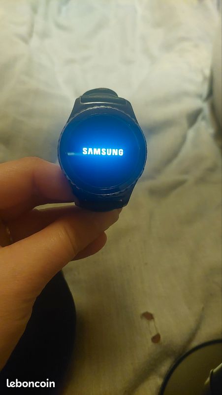 Samsung gear s2 (image 1)